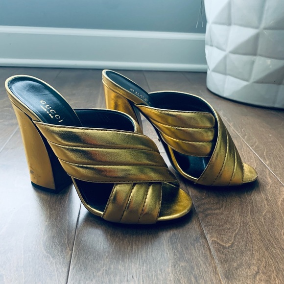 Gucci Napa Silk Gold Mules, size 38 - Picture 3 of 11